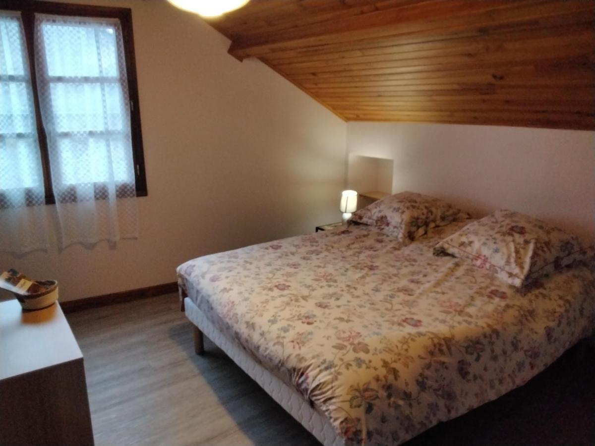 Le Relais Des Sites Faverolles (Cantal) Exterior foto