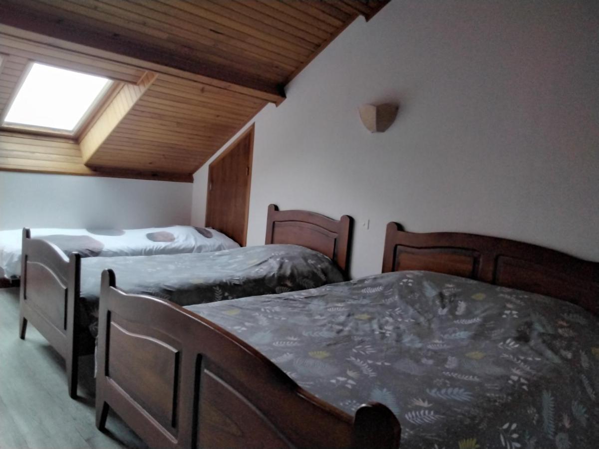 Le Relais Des Sites Faverolles (Cantal) Exterior foto